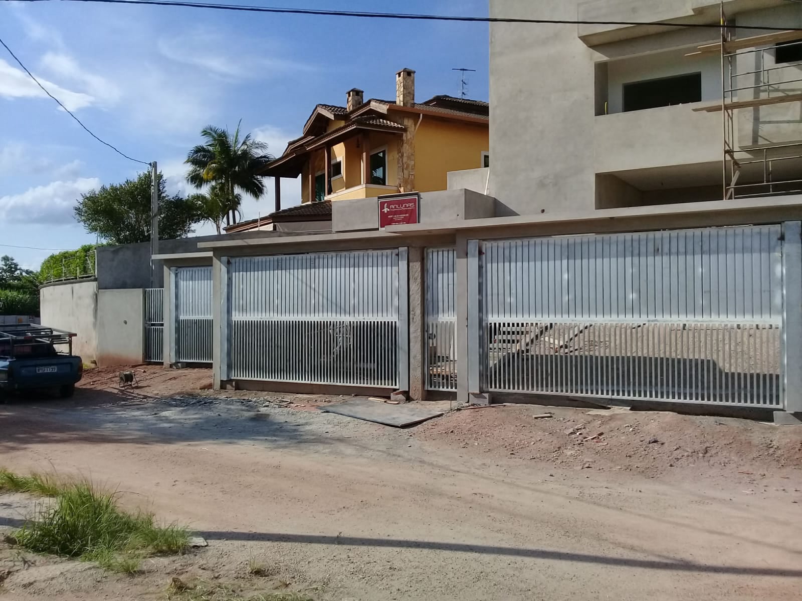 serralheria, estruturas metálicas, portões em Atibaia e Região