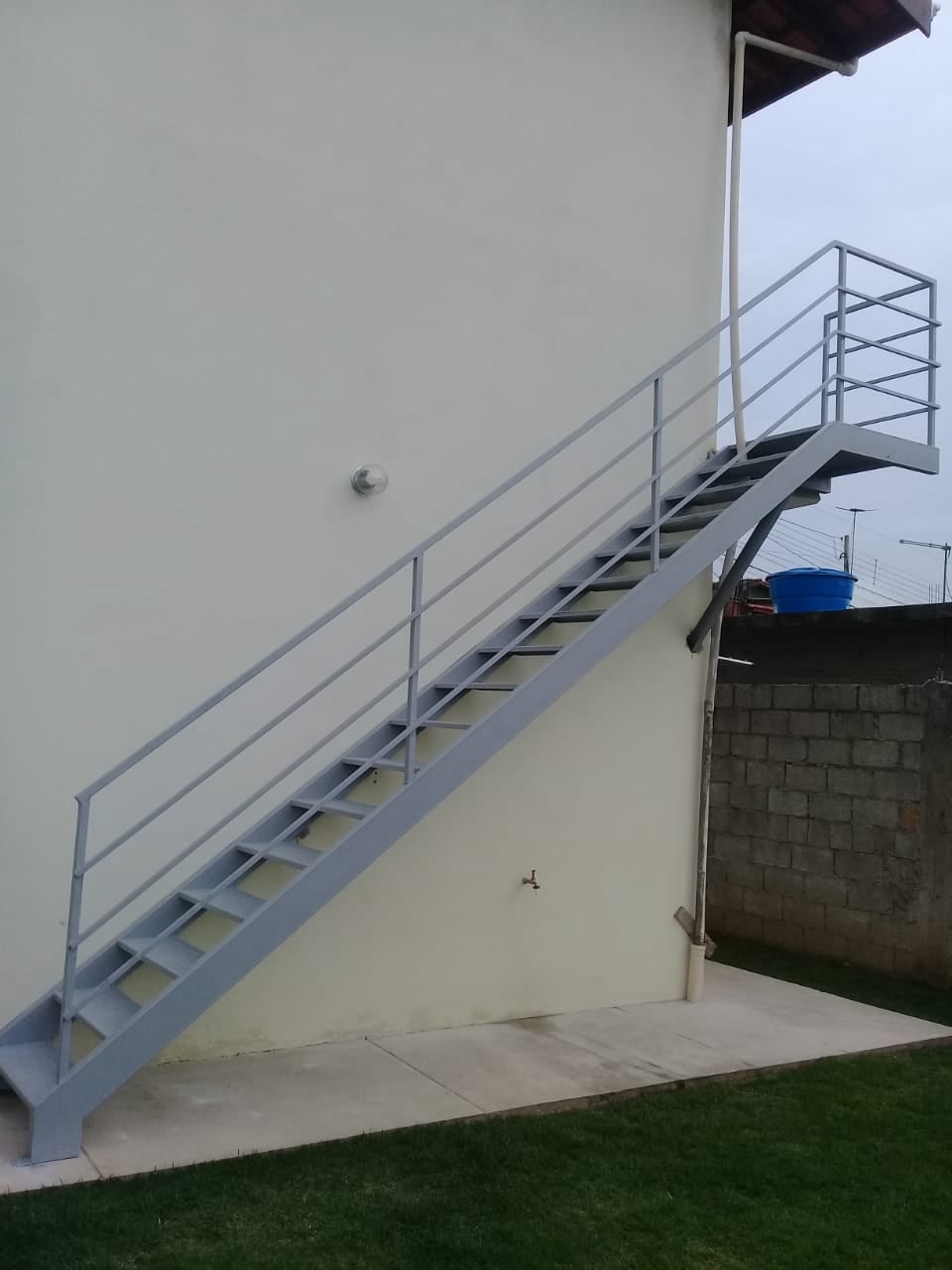 serralheria, estruturas metálicas, portões em Atibaia e Região